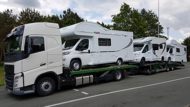 Résultat de recherche d'images pour "transport camping car"